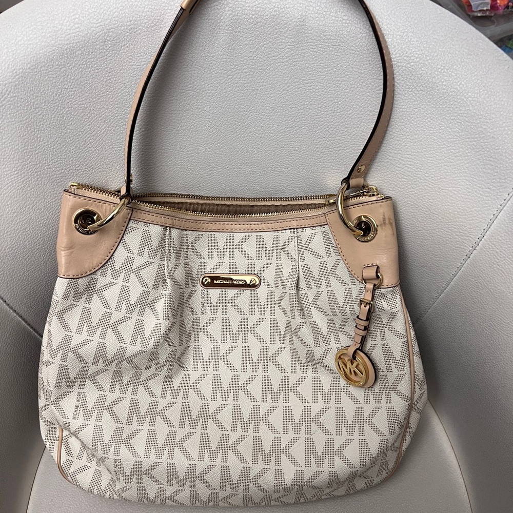 Mk purse
